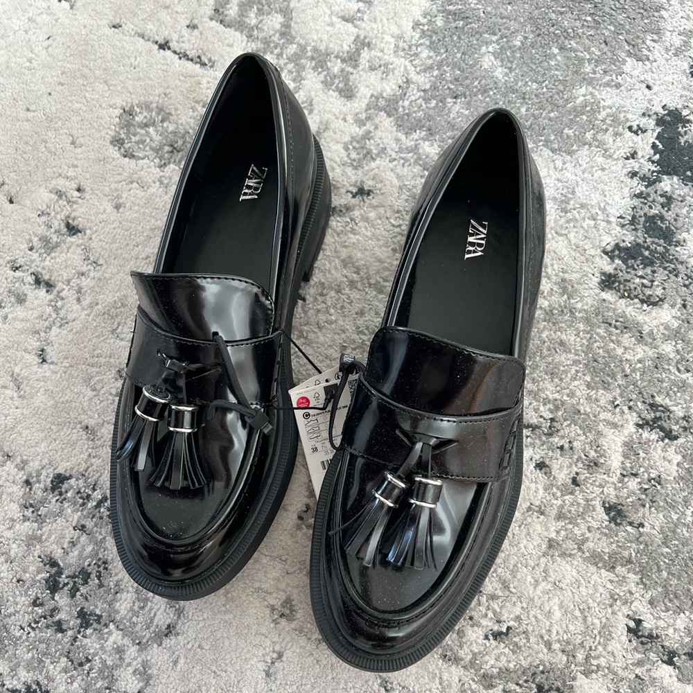 Zara women’s loafer